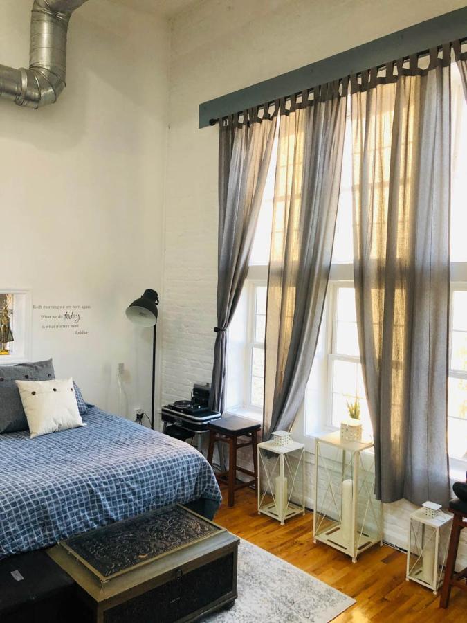 Updated Amazing Bi -Level Condo Minutes From Water Views Of New York City Норт-Берген Экстерьер фото